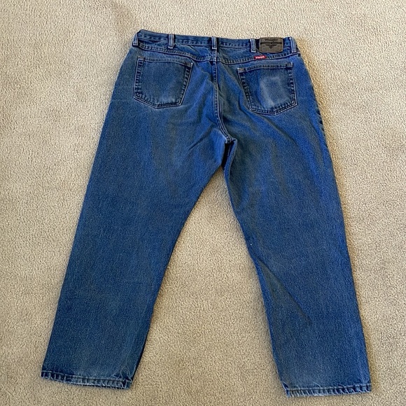 Vintage Relaxed Fit Wrangler Jeans - Picture 6 of 8